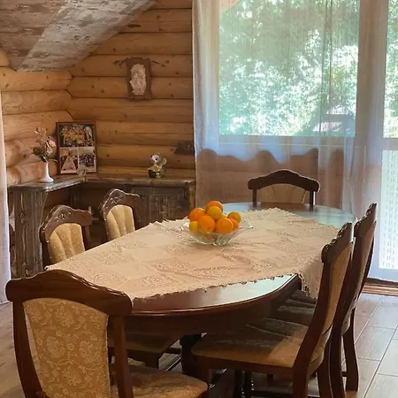 з 2 спальними кімнатами * Mukácheve