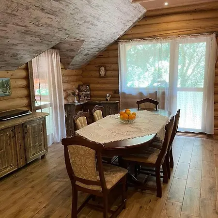 Apartamento з 2 спальними кімнатами