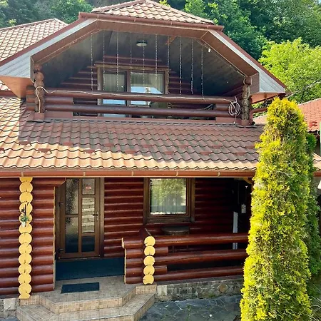 з 2 спальними кімнатами Apartamento *