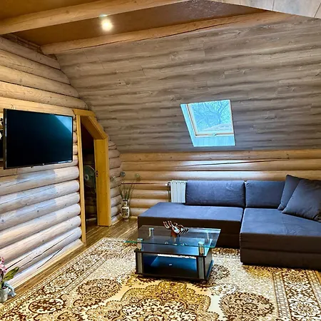 Apartamento з 2 спальними кімнатами Mukácheve